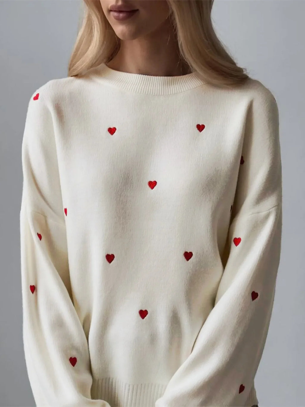 Women's Cream Red Heart Embroidered  Knit Sweater Crew Neck Long Sleeve Casual Pullover Fashion Comfortable Top
